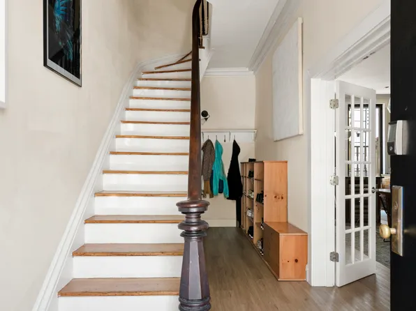 265 Berry Street image 5 of 9