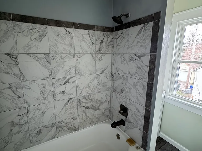 800-804 Thomas Rd — Photo 15
