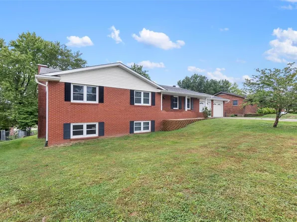 1810 Sherwood Dr, Cape Girardeau, MO 63701