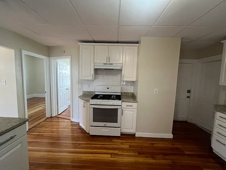 51 Clark St #2 — Photo 6
