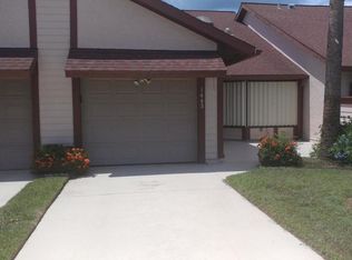 1443 SE Colchester Cir, Port Saint Lucie, FL 34952