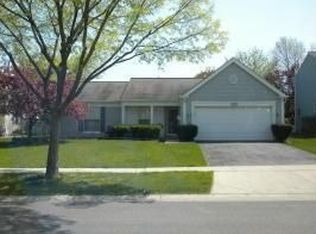 1575 Saint Andrews Cir, Elgin, IL 60123