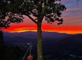 1334 High Splendor Rd, Robbinsville, NC 28771