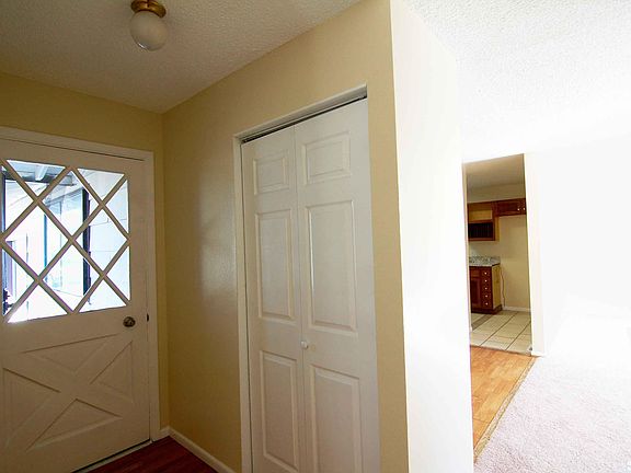 2nd image of 35 E Lenwood Dr