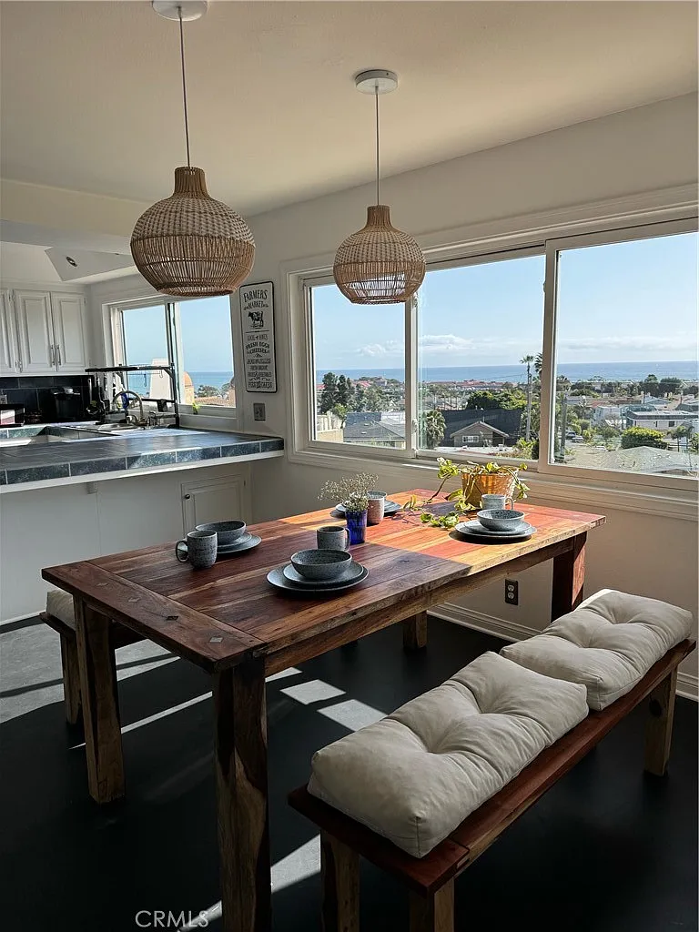 2 bed, 1283 sqft, $5,800 — Photo 1
