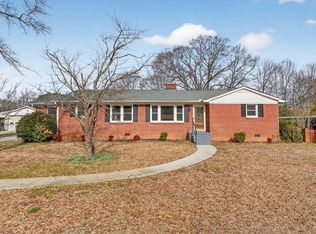 104 Salem Ct, Greenville, SC 29617