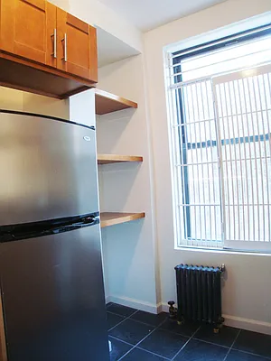 Rented by DSA Realty | media 28