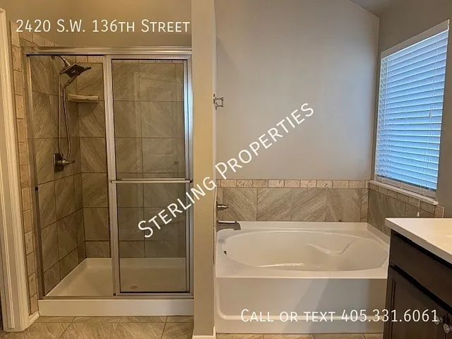2420 SW 136th St — Photo 21