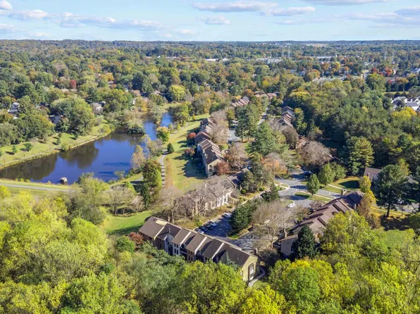 20418 Shadow Oak Ct, Gaithersburg, MD 20886
