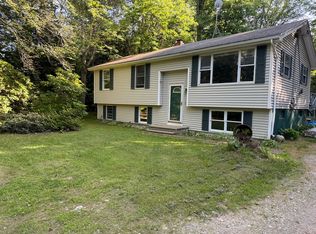 187 Kerns Hill Rd, Manchester, ME 04351