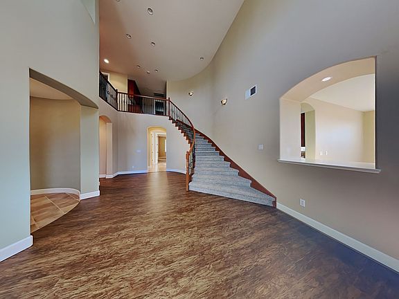5th image of 785 Sun Bonnet Ct