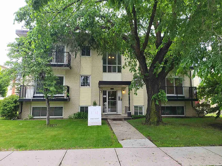 11919 104th St NW — Photo 6