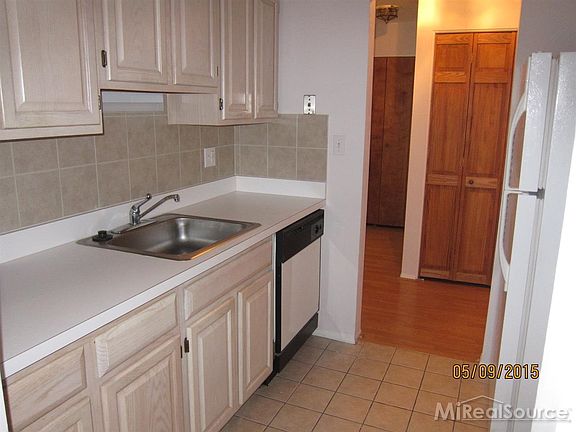 3rd image of 749 E Fox Hills Dr #1