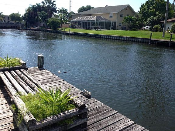 3rd image of 464 Bimini Ln