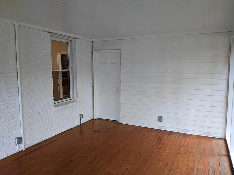 5900 Valley View Dr — Photo 49