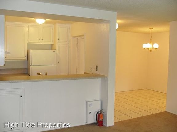 3rd image of 6924 Hyde Park Dr Unit 114