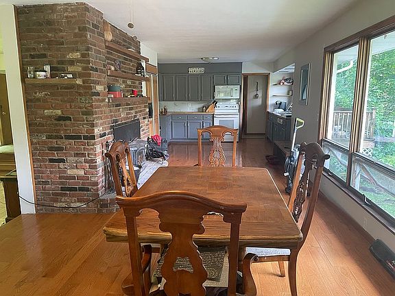 2nd image of 16407 Forge Hill Dr