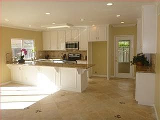 4th image of 6201 Meridian Ave