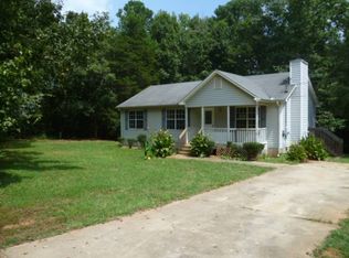 110 Giles Dr, McDonough, GA 30252