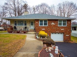 18 Amendola Dr, Netcong, NJ 07857