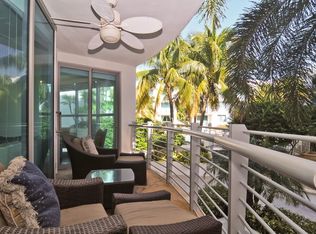 698 4th Street, Miami Beach, FL 33139