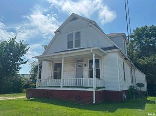 115 W Washington St, Macomb, IL 61455