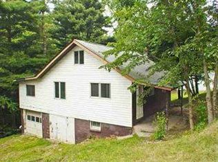 472 Shady Glen Rd, New Cumberland, WV 26047