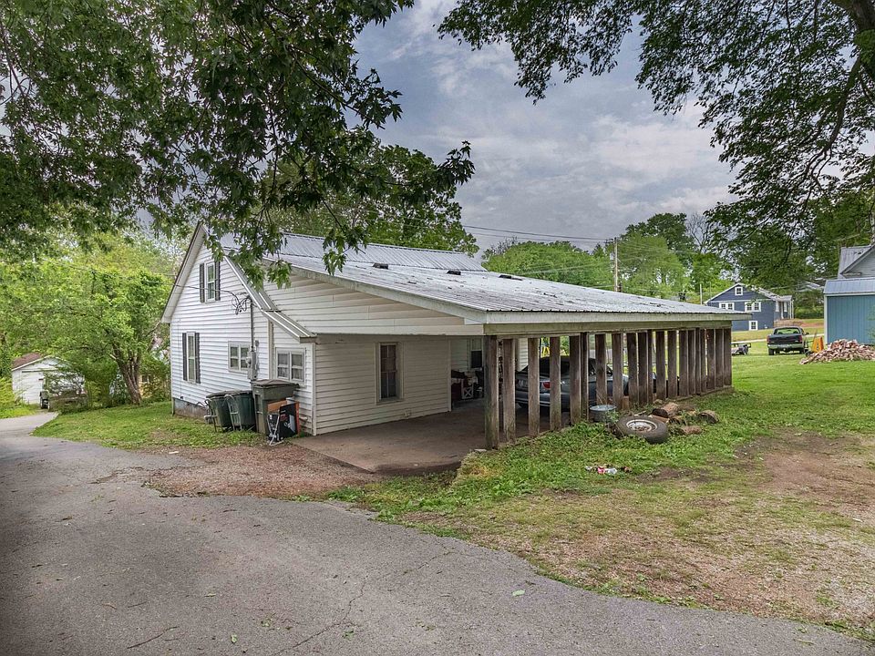 104 Nall Ave, Centerville, TN 37033 Zillow