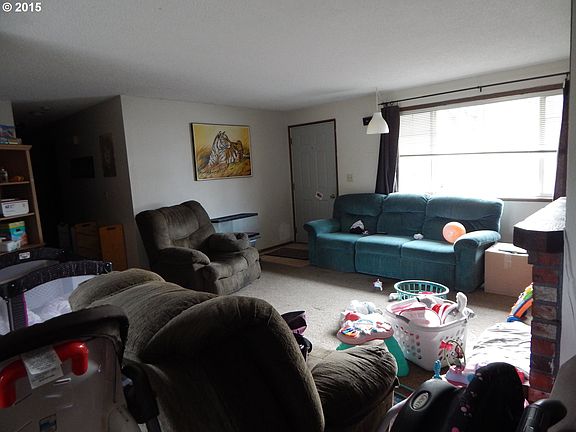 5th image of 13800 NE 49th St
