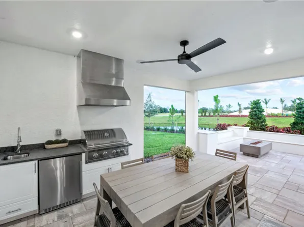 Mystique Grand Plan, Del Webb River Reserve