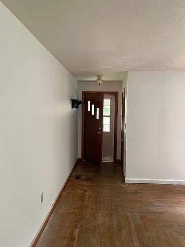 1012 Aspen Rd Photo 1