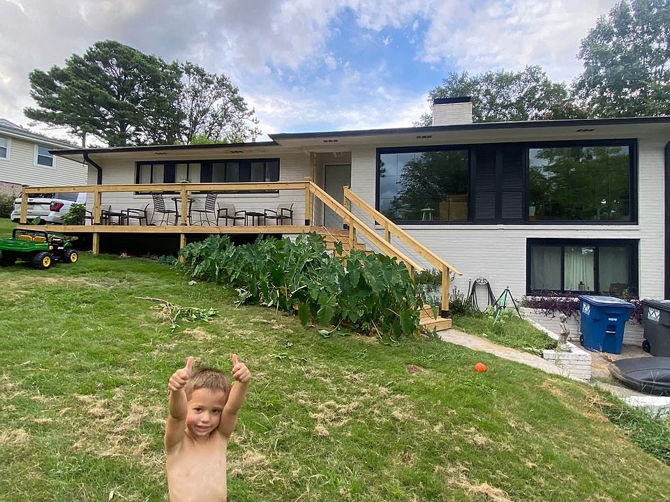 1st image of 1305 Columbia Dr