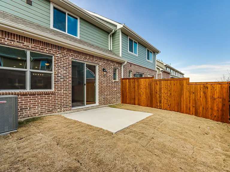 613 Emily Ln — Photo 29