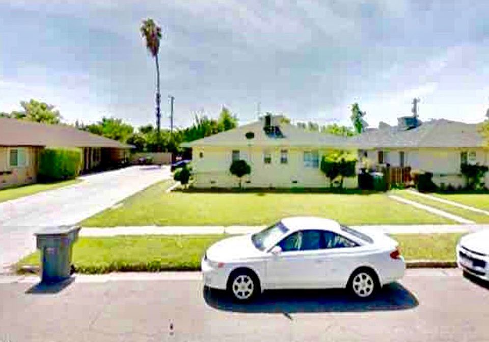 3028/3030 E. Princeton Ave. 