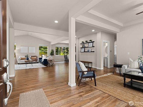 4th image of 9014 206th Street Court E