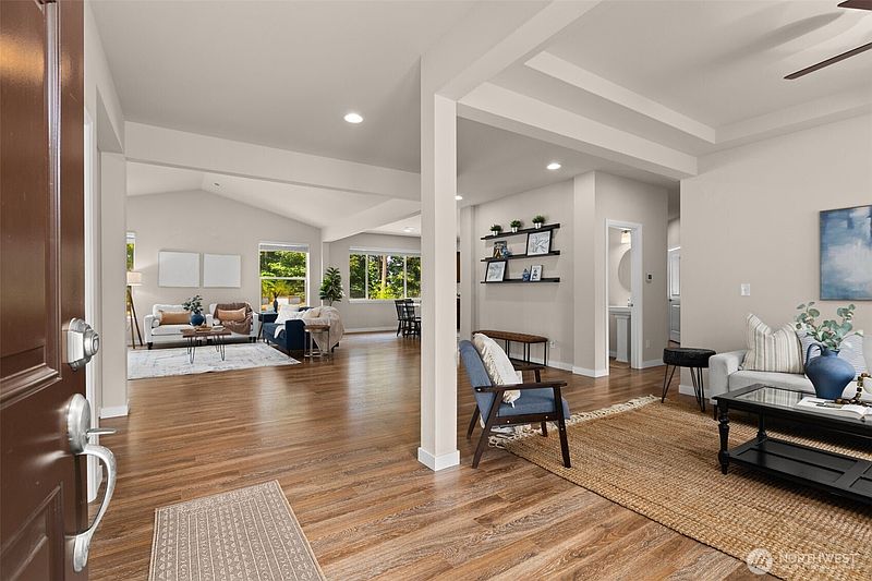 4th image of 9014 206th Street Court E