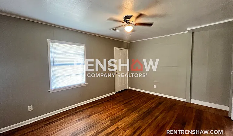 4011 Victor Dr — Photo 4