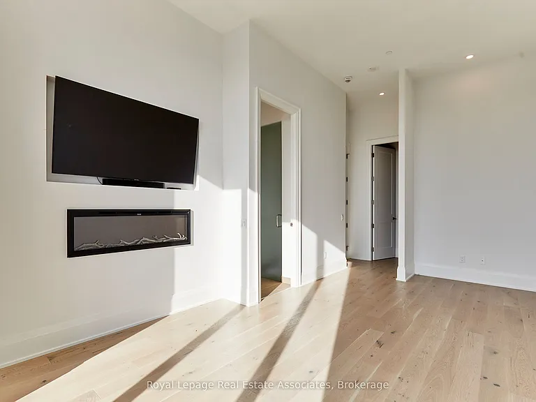 21 Park St E #1803 — Photo 18