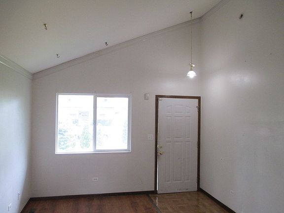 3rd image of 2026 Grove Ave