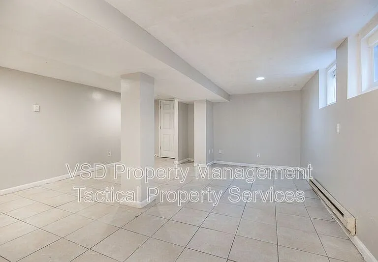 2048 W 98th St #5 — Photo 13