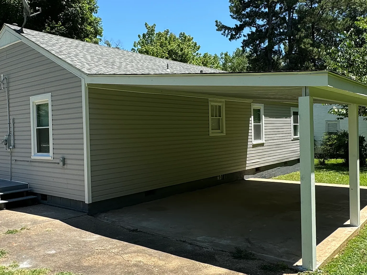 Coming Soon! Beautiful 3 bedroom, 1 bathroom home for rent — Photo 4