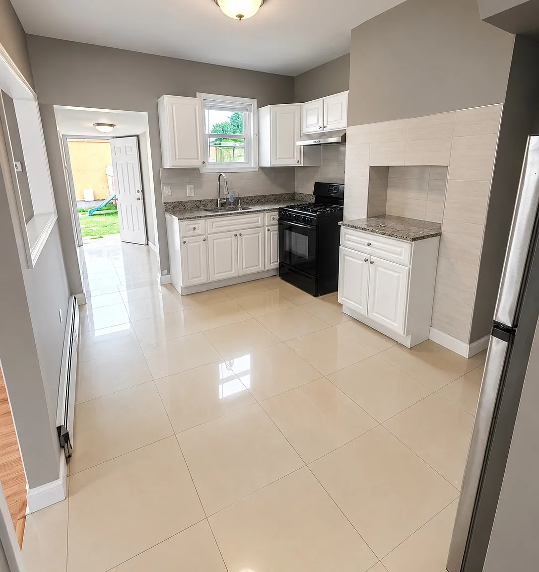 2 bed, $2,500 — Photo 2