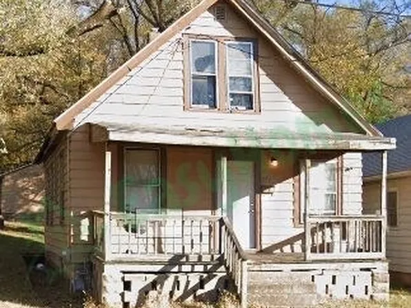 2727 W Lincoln Ave, Peoria, IL 61605