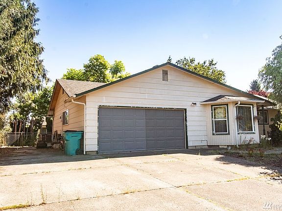 2nd image of 5913 NE 111th St