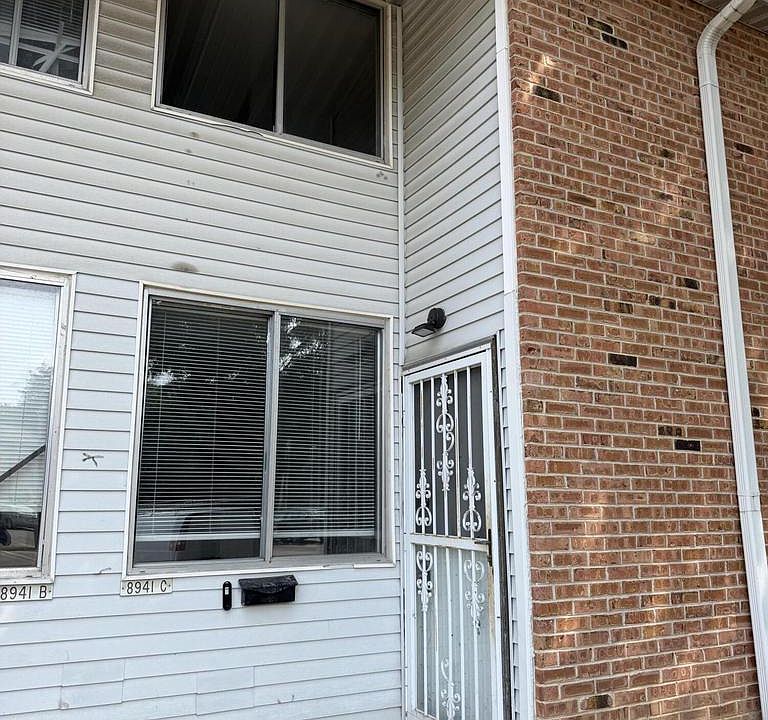 1st image of 8941 N Swan ROAD #C