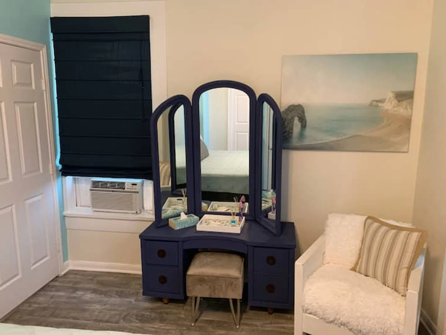 2 bed, 1.0 bath, $3,622 — Photo 4