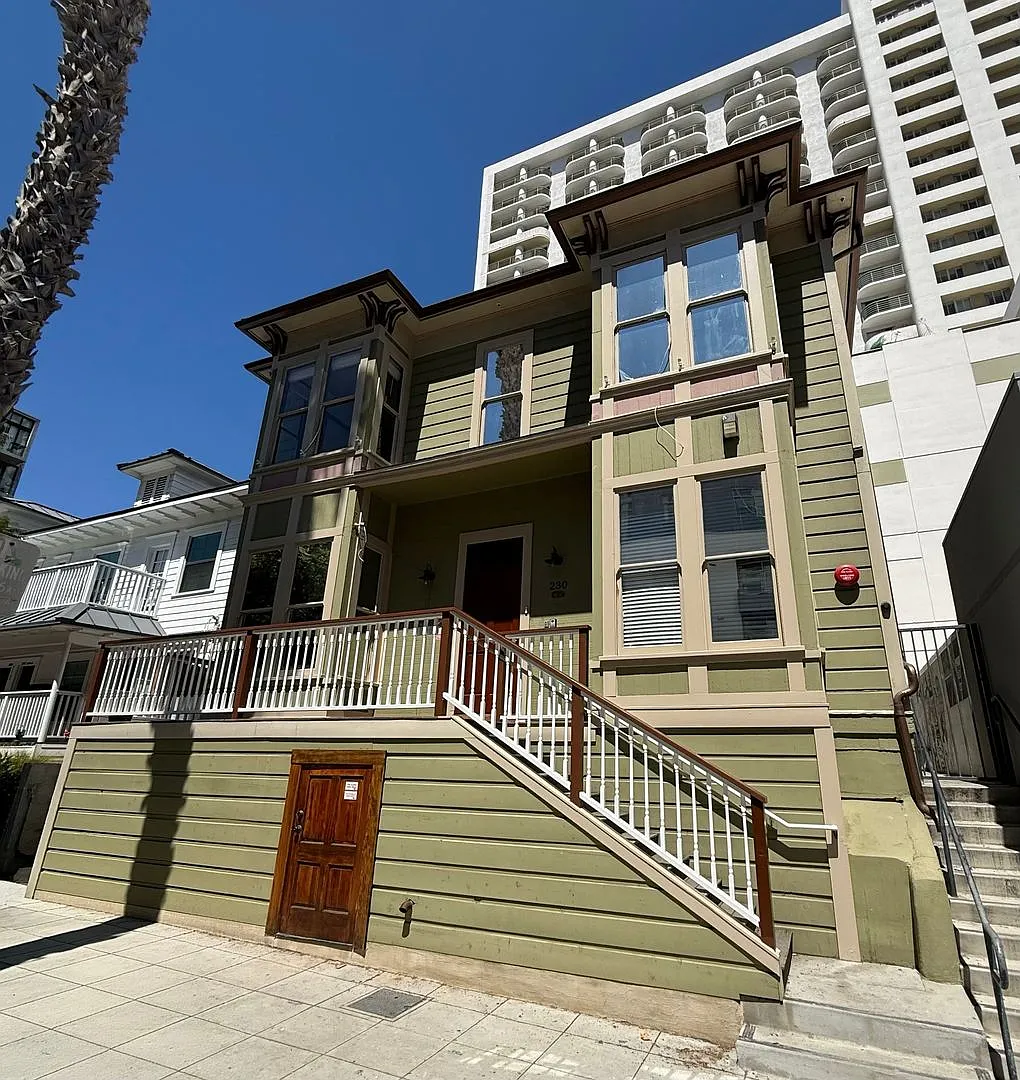 230 Cedar — Photo 1