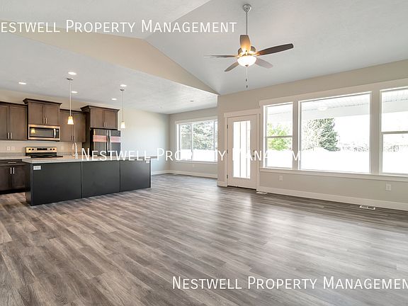 2nd image of 2752 W Sparkford Dr