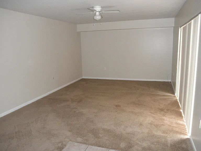 731 Mill Valley Pl — Photo 3