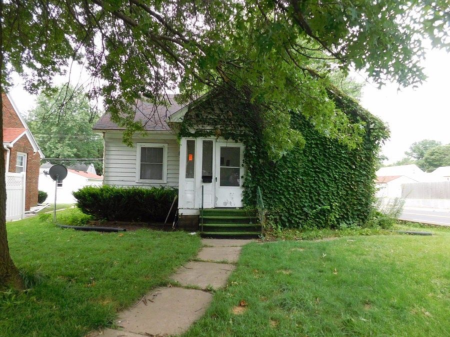1st image of 2532 Wilkes Ave